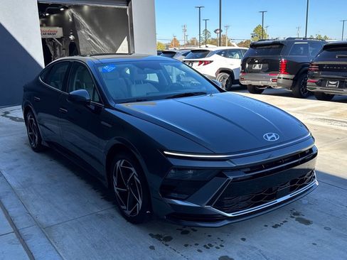 Used 2025 Hyundai Sonata SEL image 11