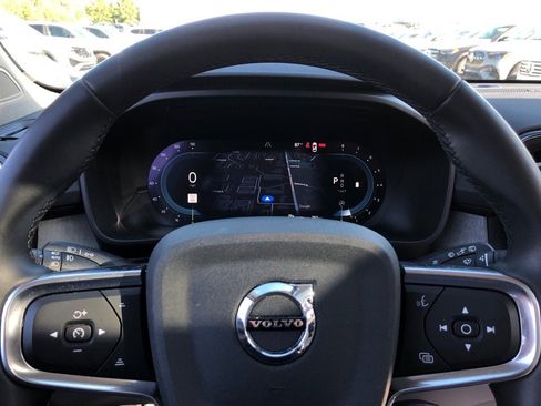 Used 2023 Volvo XC40 B5 Ultimate w/ Protection Package Premier image 20