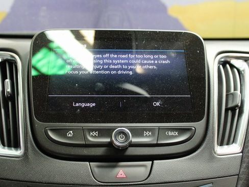 Used 2019 Chevrolet Malibu LT image 16