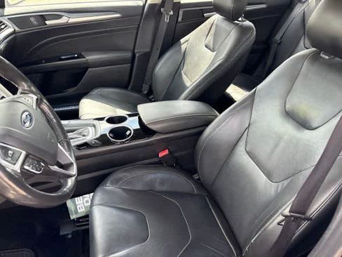 Used 2013 Ford Fusion Titanium FWD image 11