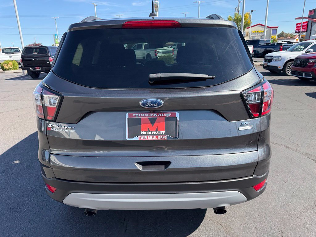 Used 2018 Ford Escape SE AWD/4WD image 4