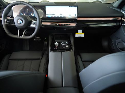 New 2027 BMW 530i xDrive AWD/4WD image 13
