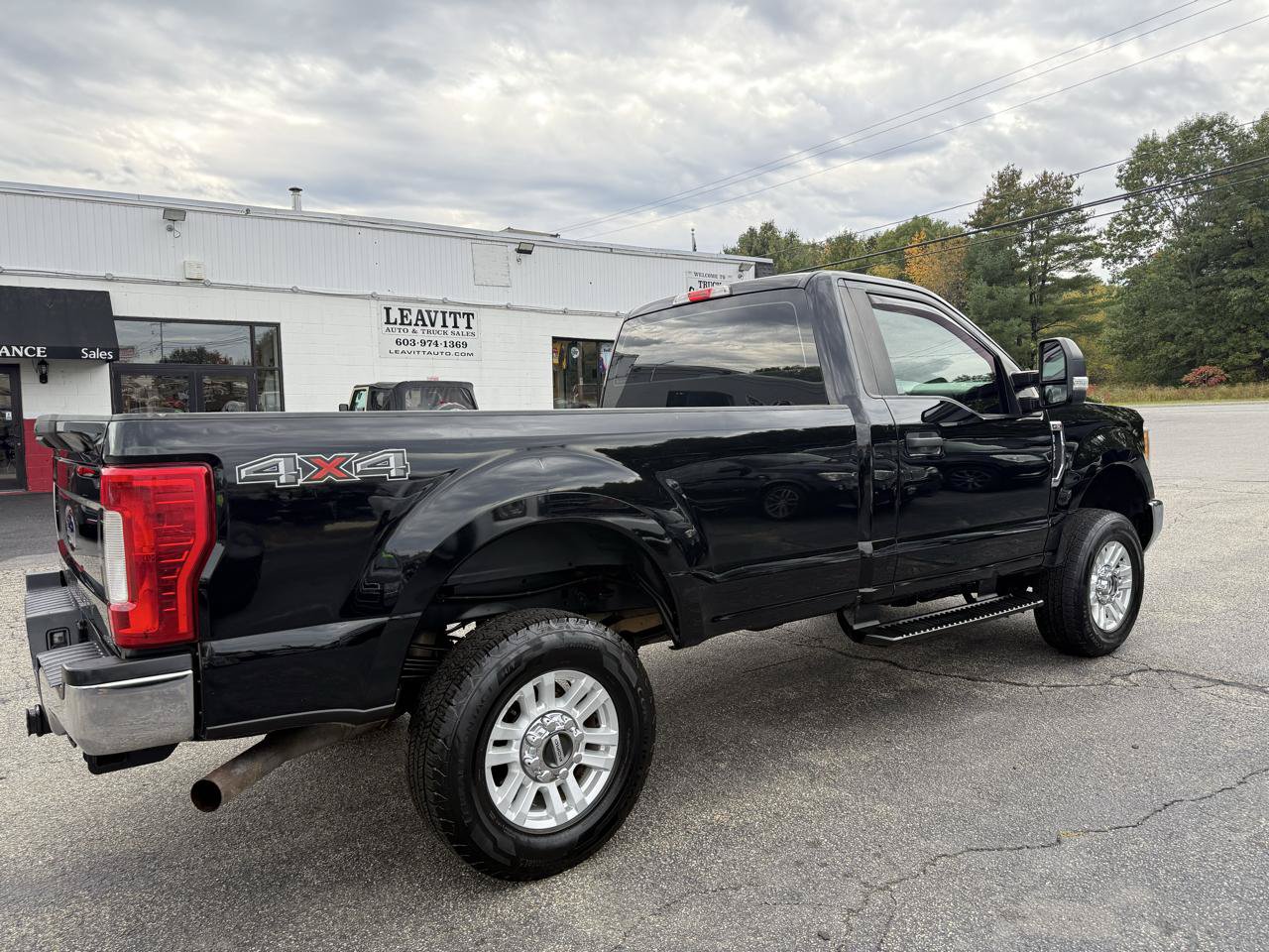 Used 2017 Ford F350 XL AWD/4WD image 16