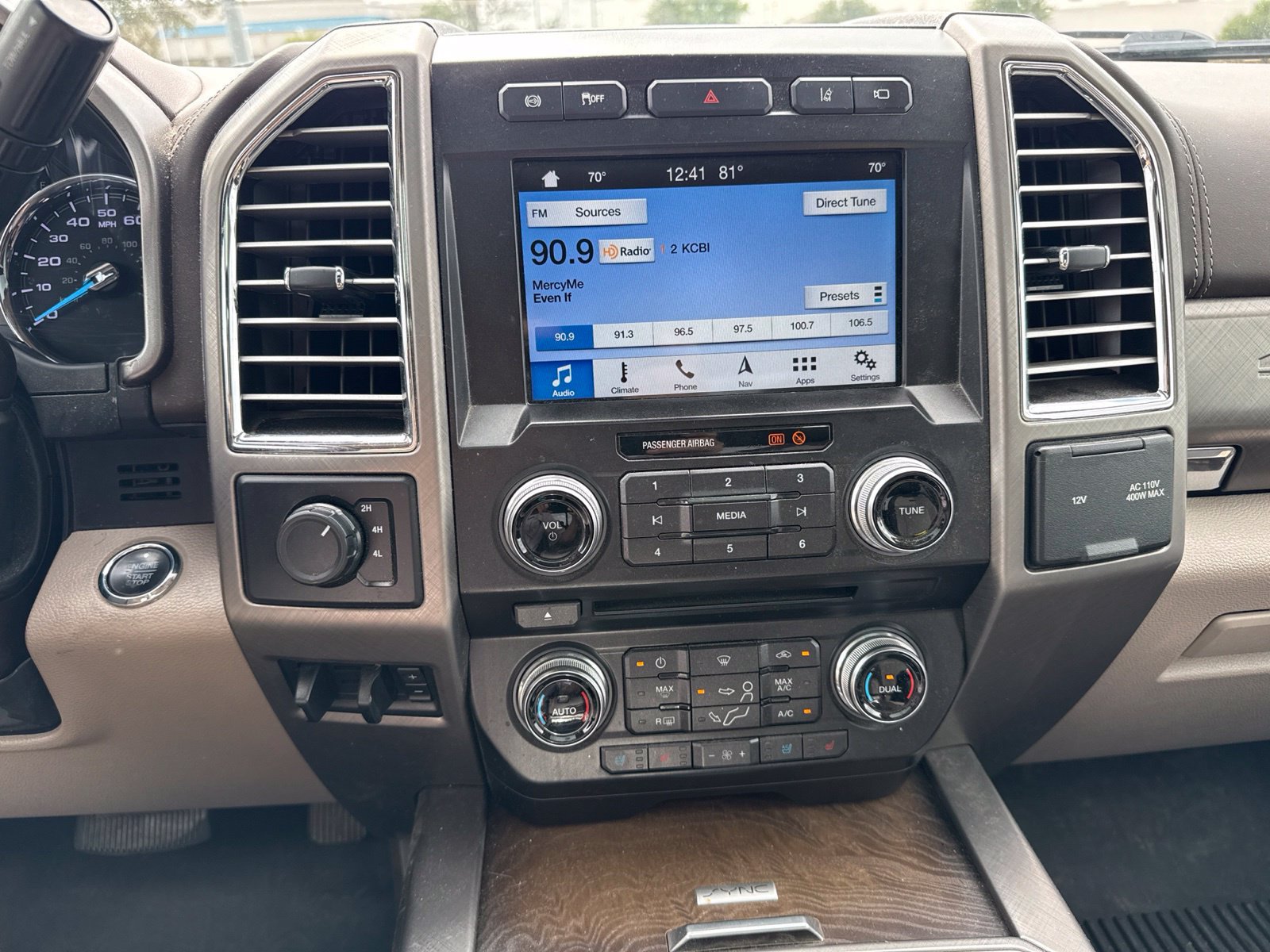 Used 2018 Ford F350 Limited AWD/4WD image 18
