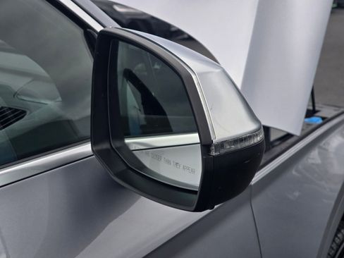 Used 2023 Audi SQ5 Prestige w/ Prestige Package image 31