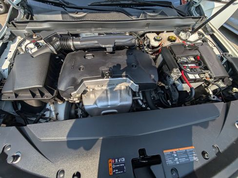 Used 2019 Chevrolet Impala LT FWD image 10