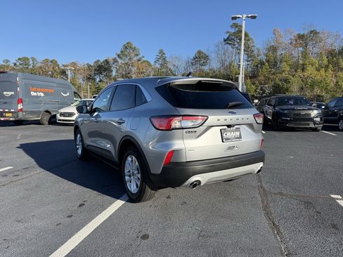 Certified 2022 Ford Escape SE w/ Convenience Package image 5