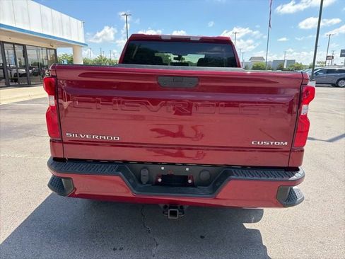 Used 2020 Chevrolet Silverado 1500 Custom w/ Custom Value Package RWD image 5