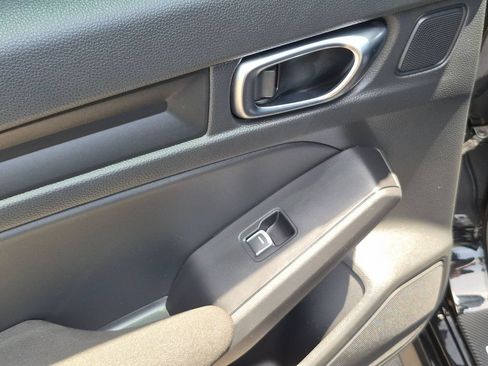 Used 2022 Honda Civic Sport image 17