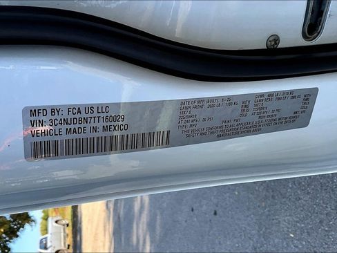 New 2026 Jeep Compass Latitude image 13