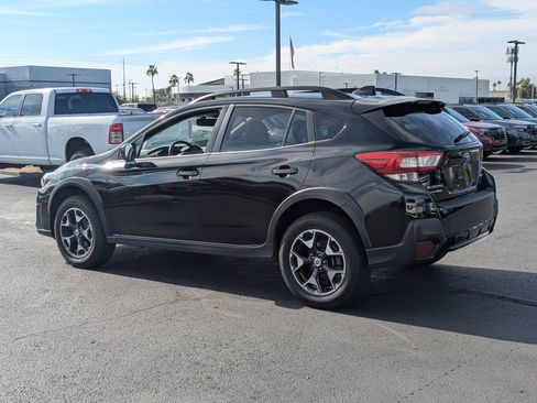 Used 2018 Subaru Crosstrek 2.0i Premium image 3