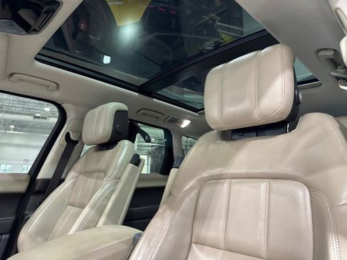 Used 2019 Land Rover Range Rover Sport HSE image 50