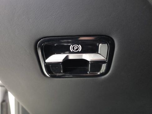 Used 2024 Mercedes-Benz S 63 AMG S w/ Carbon Fiber Exterior Package image 10