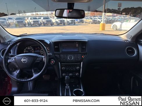 Used 2020 Nissan Pathfinder SL image 32