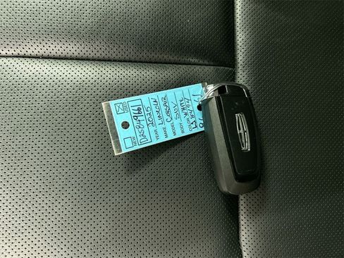 Used 2025 Lincoln Corsair AWD w/ Equipment Group 101A image 12