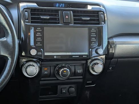Used 2024 Toyota 4Runner TRD Off-Road Premium AWD/4WD image 16