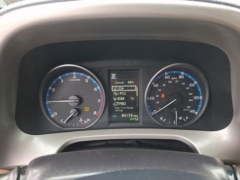 Used 2018 Toyota RAV4 XLE image 21