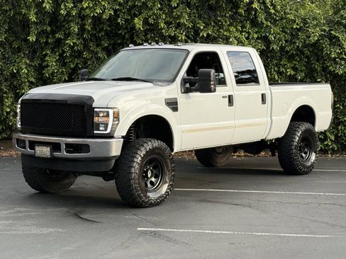 Used 2008 Ford F250 XLT AWD/4WD image 4