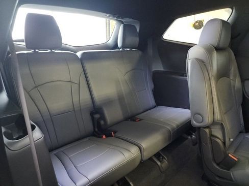 Certified 2023 Buick Enclave Essence w/ Experience Buick Package image 16