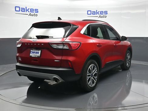 Used 2020 Ford Escape SEL image 8