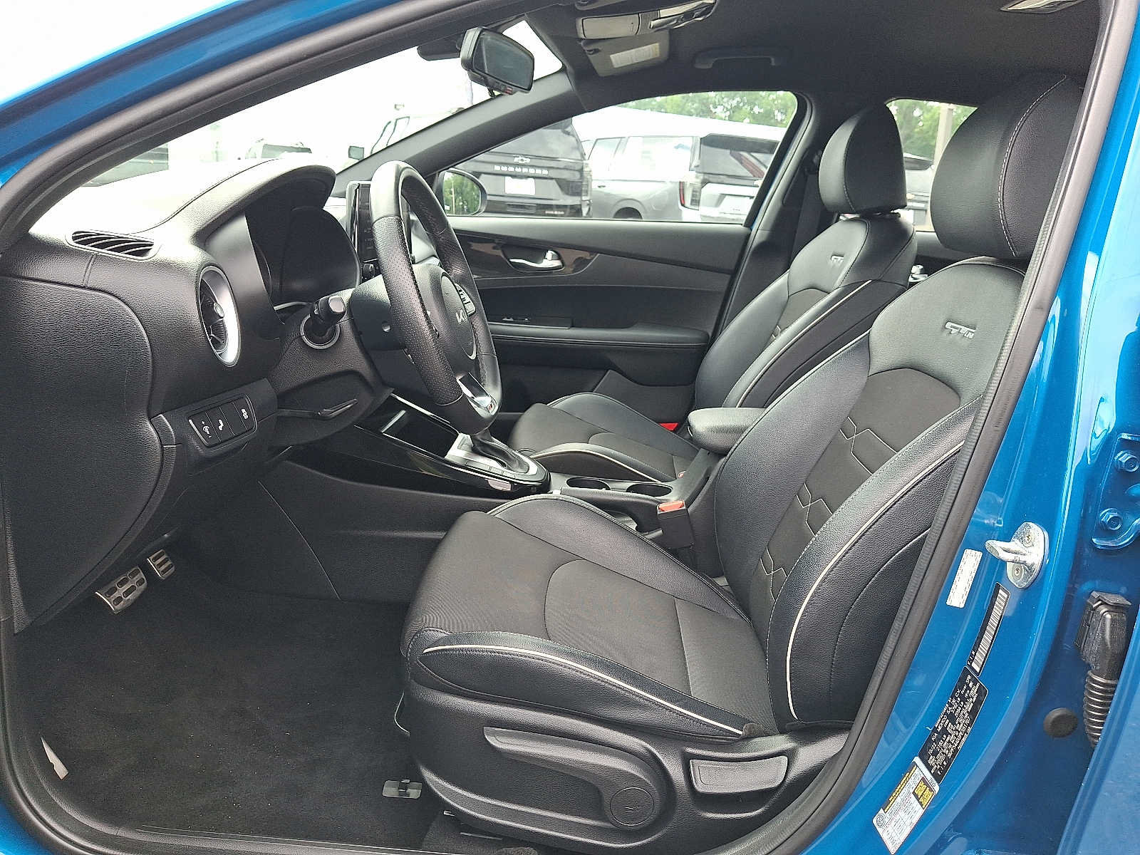 Used 2023 Kia Forte GT-Line FWD image 13