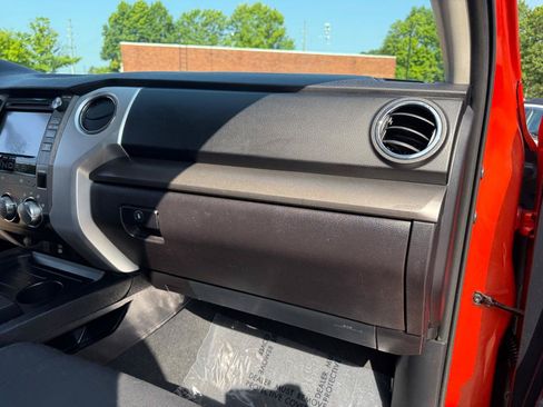 Used 2016 Toyota Tundra SR5 w/ TRD Off Road Package AWD/4WD image 27