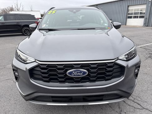 Used 2025 Ford Escape ST-Line Select image 10