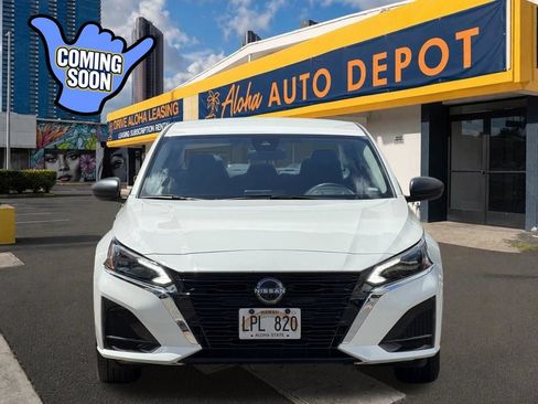 Used 2025 Nissan Altima 2.5 SV FWD image 7