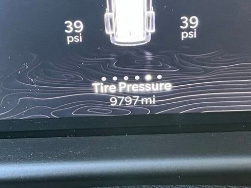 Used 2023 Jeep Wagoneer Series III w/ Preferred Equipment Group AWD/4WD image 19