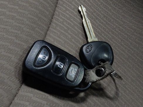 Used 2016 Hyundai Elantra SE FWD image 32