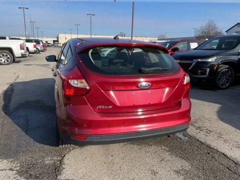 Used 2013 Ford Focus SE w/ SE Winter Pkg image 8