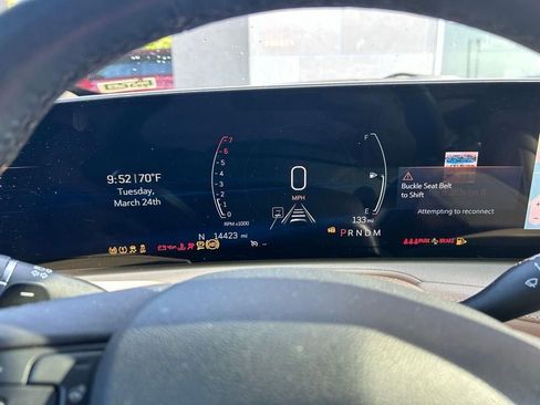 Used 2024 Cadillac XT4 Premium Luxury image 14