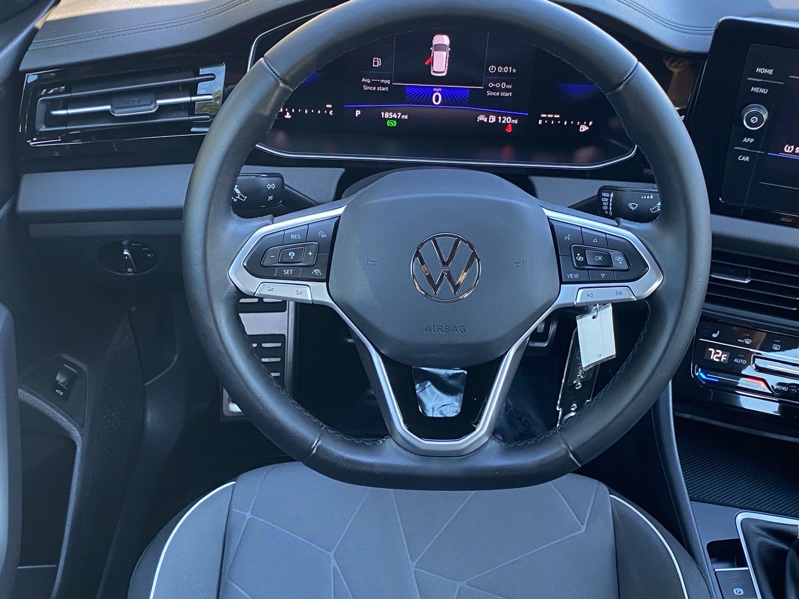 Certified 2025 Volkswagen Jetta Sport FWD image 5