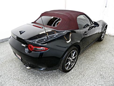 Used 2018 MAZDA MX-5 Miata Grand Touring RWD image 6