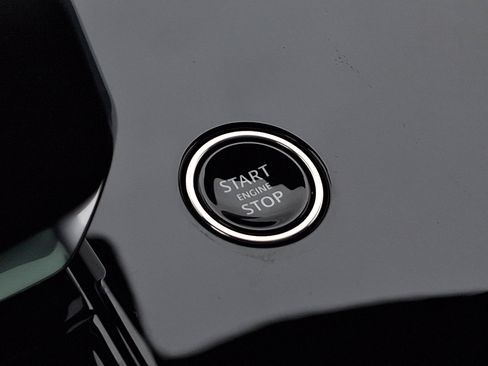 New 2026 Land Rover Range Rover Sport Dynamic SE AWD/4WD image 18