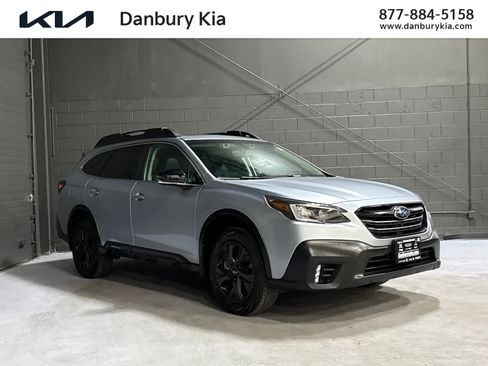 Used 2022 Subaru Outback Onyx Edition XT AWD/4WD image 1