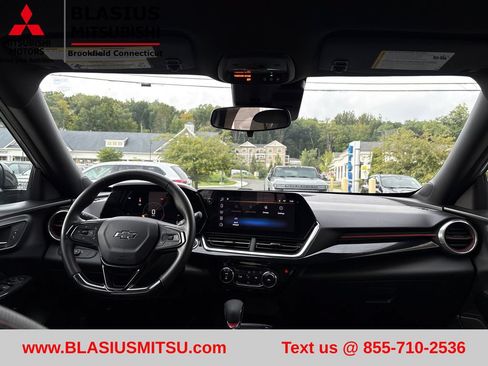 Used 2024 Chevrolet Trax RS w/ Driver Confidence Package FWD image 36