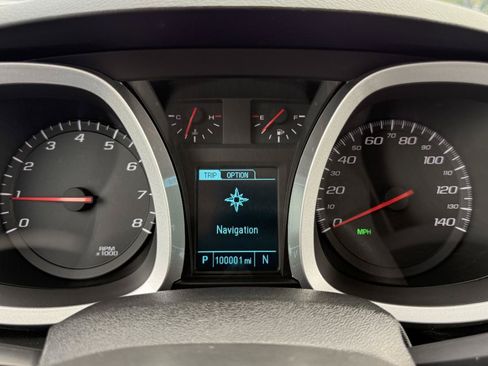 Used 2017 Chevrolet Equinox LT FWD image 15