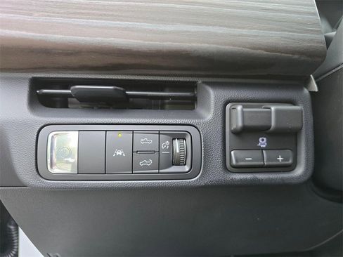 New 2026 GMC Sierra EV Denali image 27