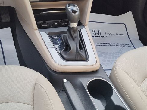 Used 2018 Hyundai Elantra SEL w/ Cargo Package image 27