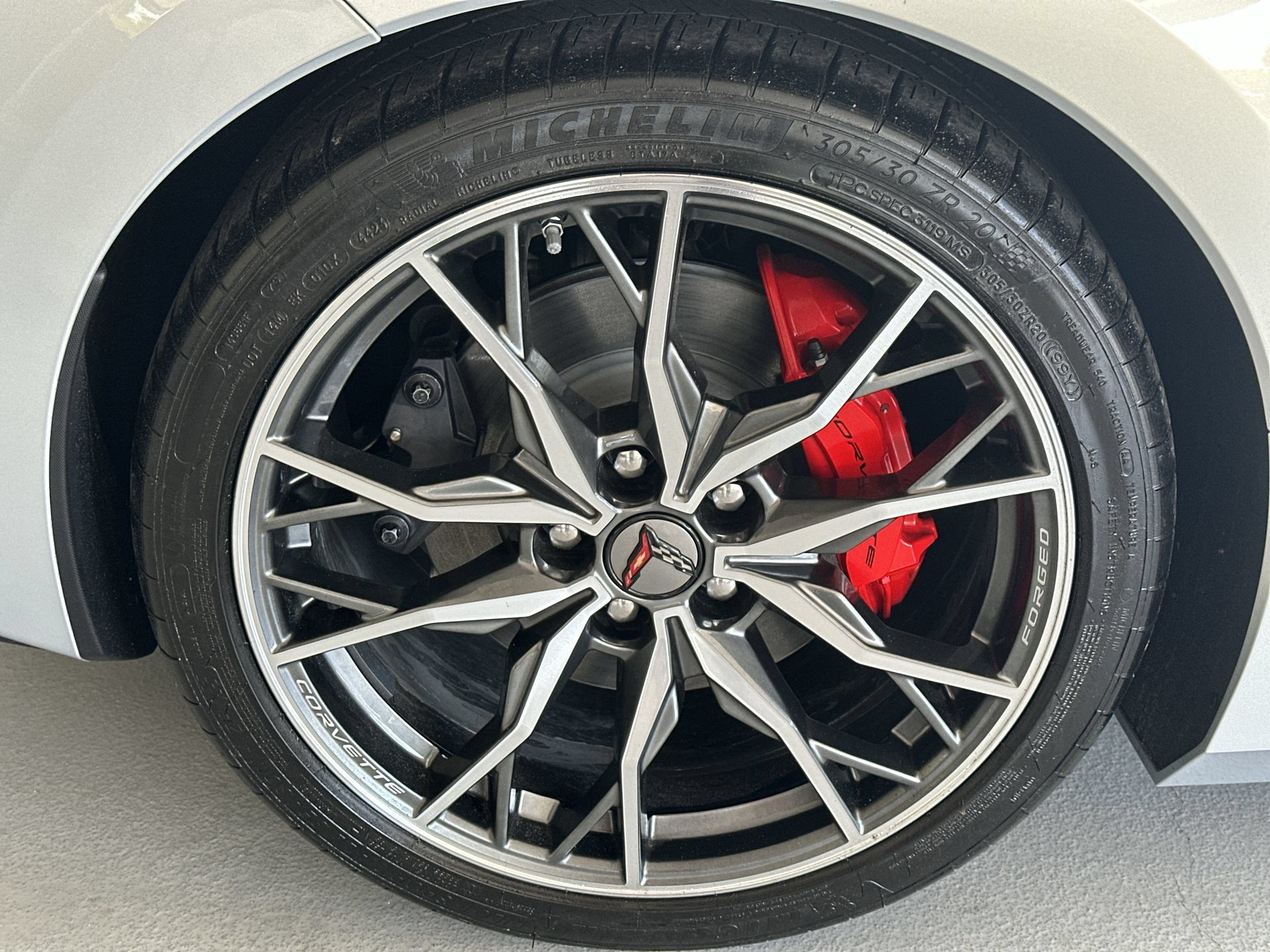 Used 2024 Chevrolet Corvette Stingray Premium Conv w/ Battery Protection Package RWD image 17