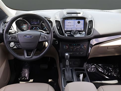 Used 2017 Ford Escape Titanium FWD image 15
