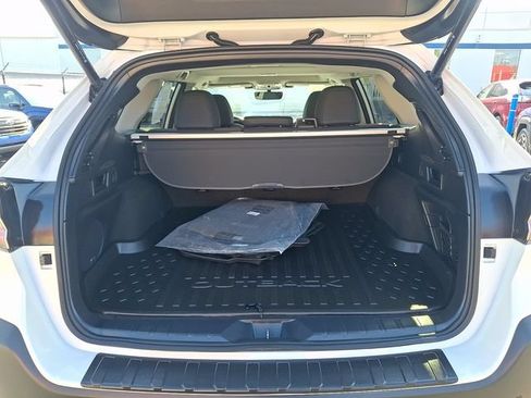 Used 2025 Subaru Outback Onyx Edition XT AWD/4WD image 30