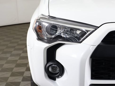 Used 2021 Toyota 4Runner TRD Pro AWD/4WD image 12