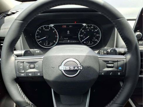 Certified 2026 Nissan Rogue SV FWD image 13