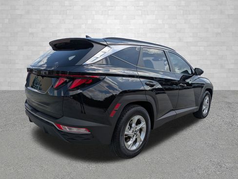 Certified 2024 Hyundai Tucson SEL FWD image 2