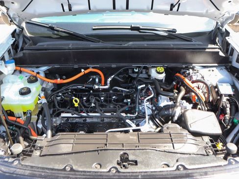 Used 2025 Ford Maverick Lariat w/ Black Appearance Package AWD/4WD image 13