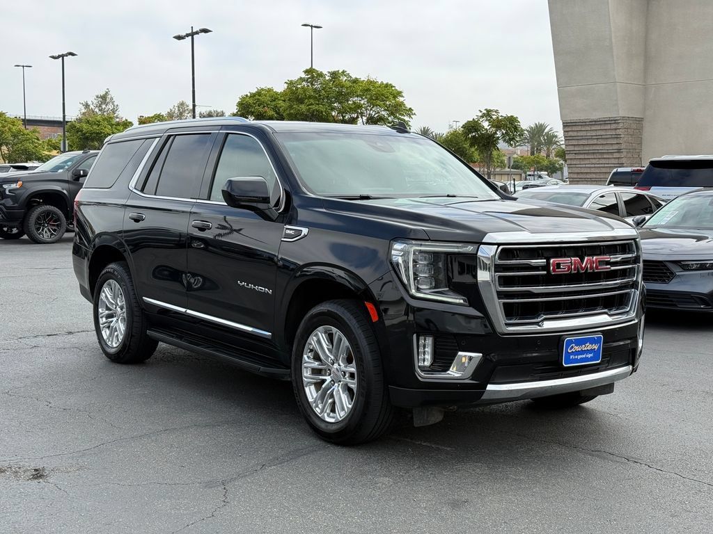 Used 2024 GMC Yukon SLT AWD/4WD image 5