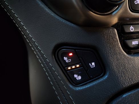 Used 2020 GMC Yukon XL Denali w/ Denali Ultimate Package image 44