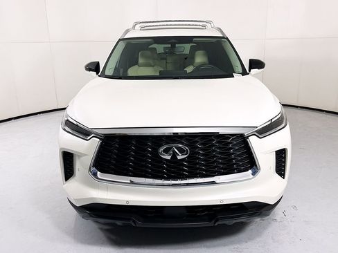 Used 2025 INFINITI QX60 Luxe w/ Lighting Package (N94) FWD image 2